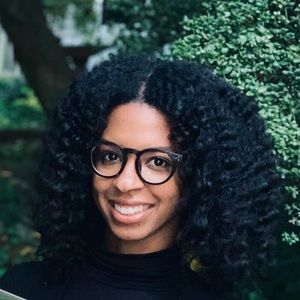 Welcome and shop my closet 😉